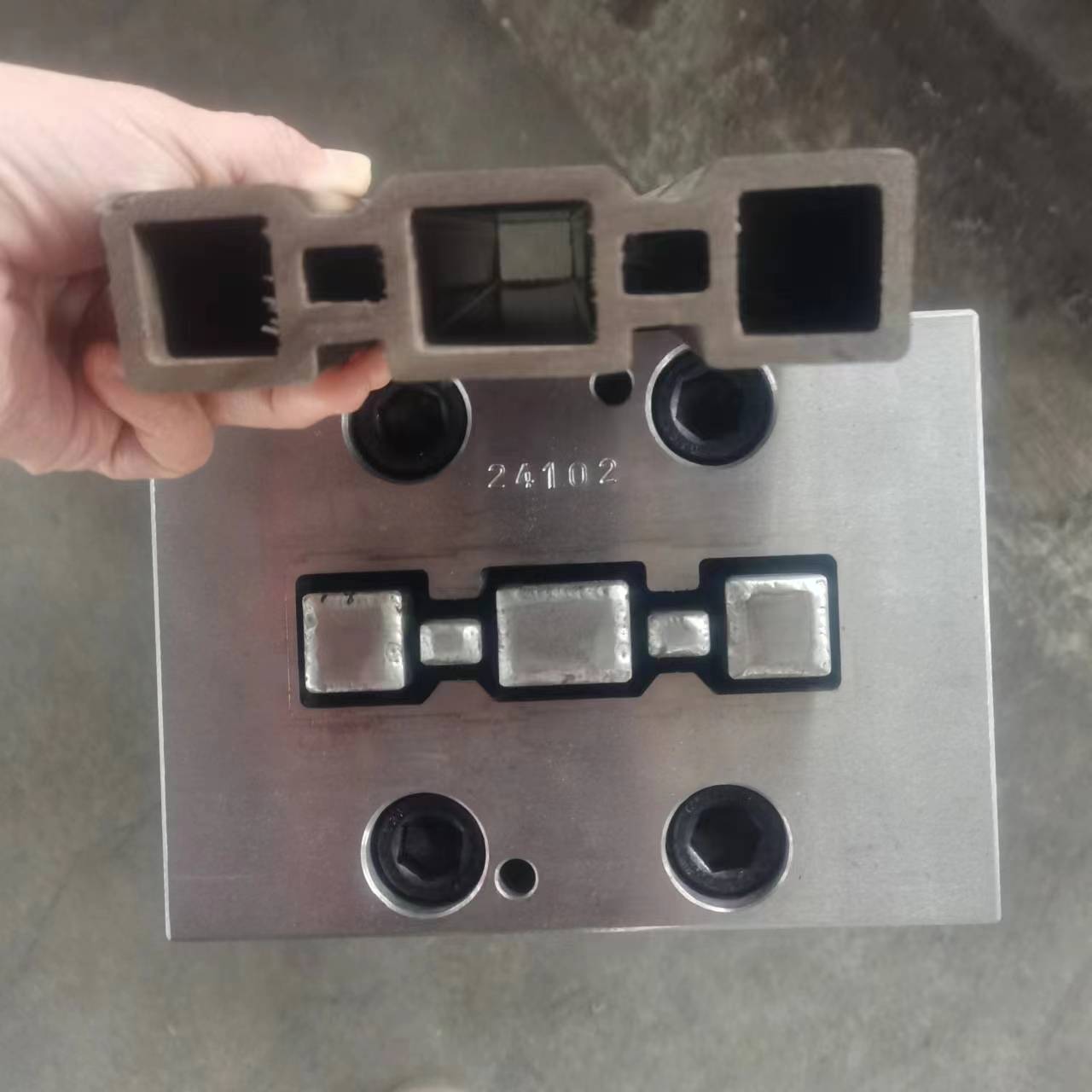 PP、PE木塑模具